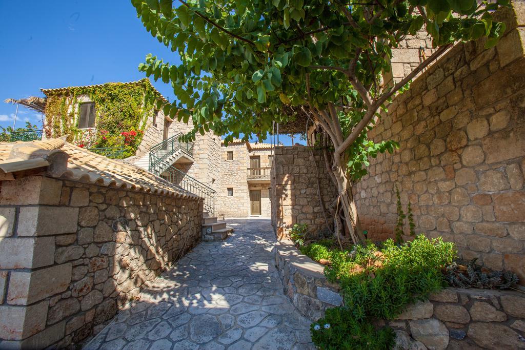 Kolokotronis Hotel & Spa Stoúpa Exterior photo